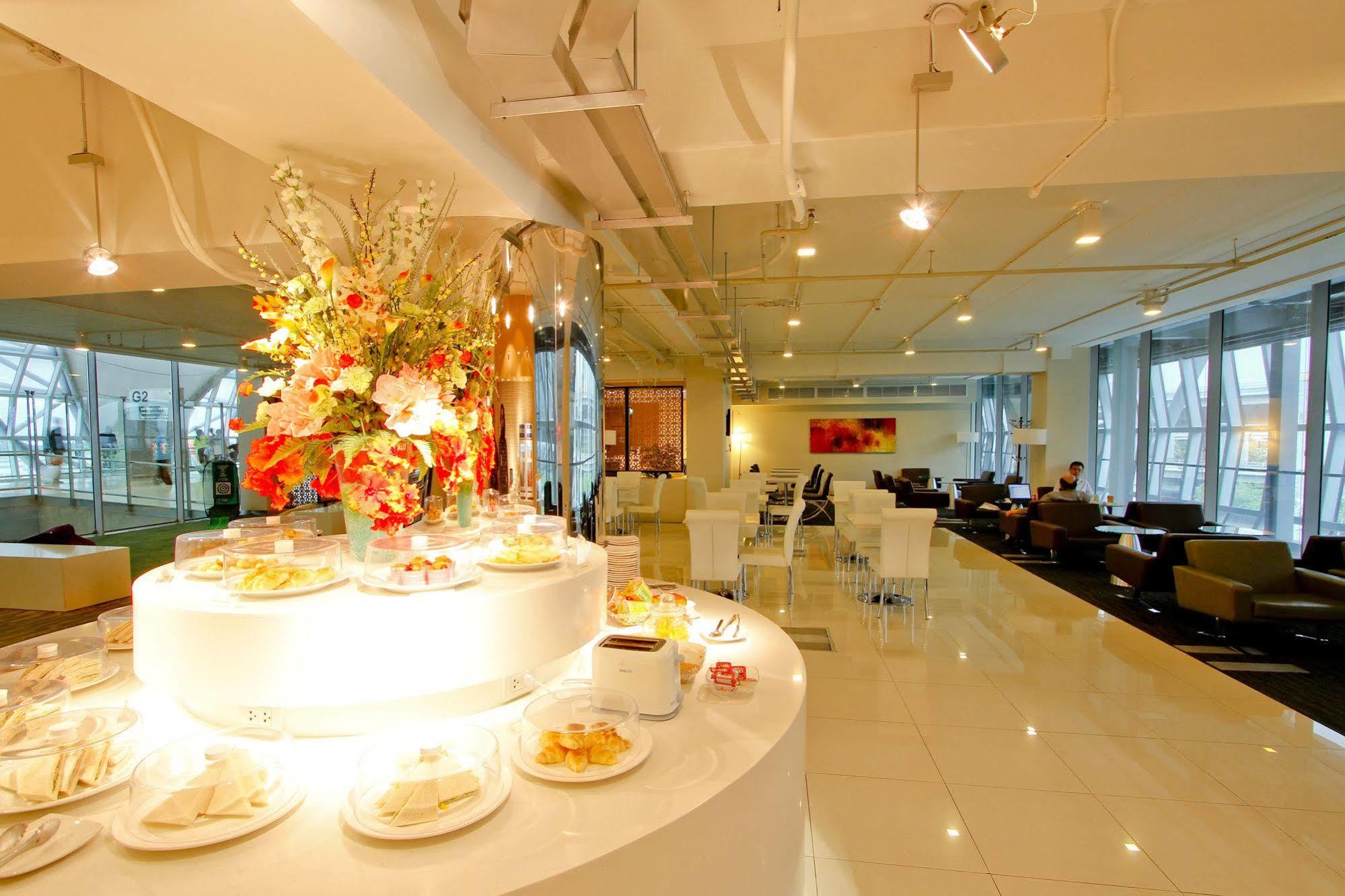 Miracle Transit Hotel Bang Phli Exterior foto