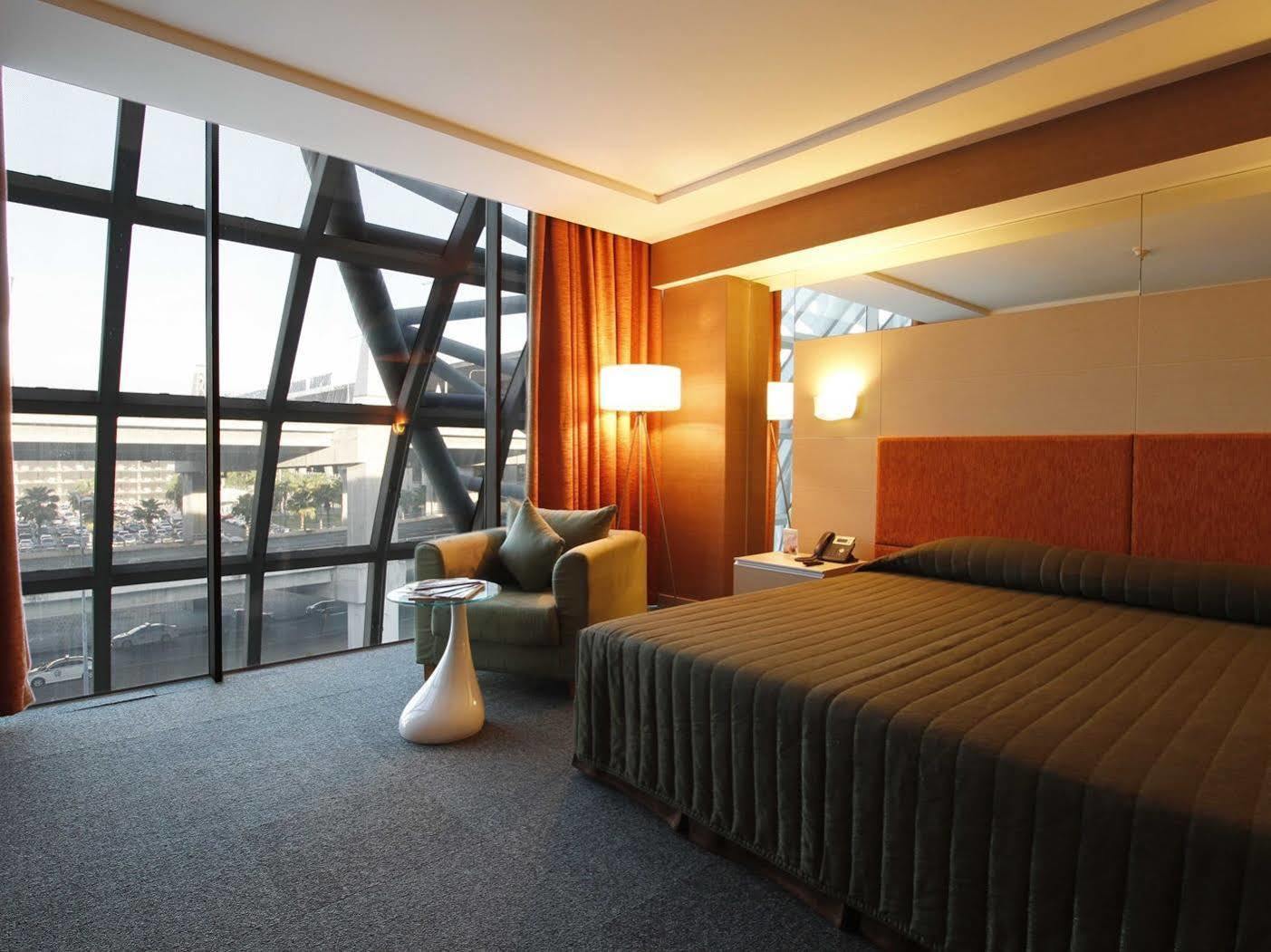 Miracle Transit Hotel Bang Phli Exterior foto
