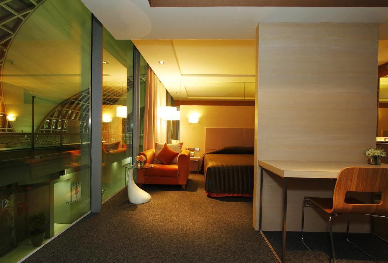 Miracle Transit Hotel Bang Phli Exterior foto